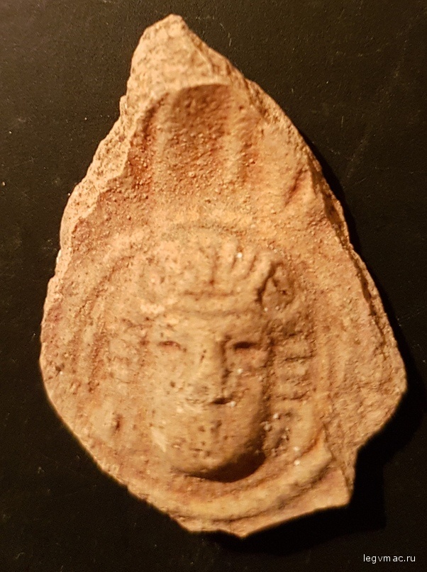 Image of the god ‘El Al’ on a Roman-period oil lamp discovered at the ancient city of Halutza in the Negev. (Tali Gini, Israel Antiquities Authority)