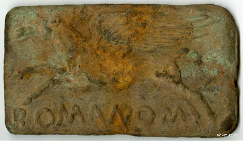 Бронзовый блок Aes signatum с надписью ROMANOM