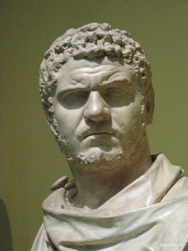 Bust of emperor Caracalla. Cast in Pushkin Museum. The original was found in the surroundings of Rome, is part of the Farnese Collection, and is now in the National Archeological Museum, Neaples.