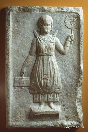 Norican girl`s traditional costume, funerary relief from Virunum (Carinthia), middle of the 2nd century AD Source of illustration: Landesmuseum K?rnten, Rudolfinum, Foto by O. Harl