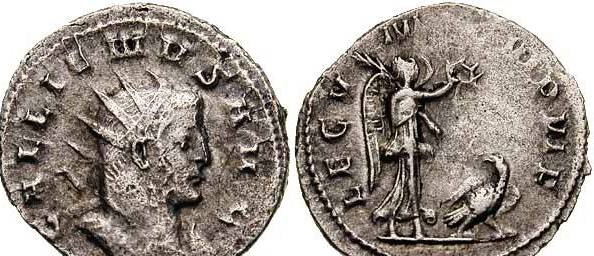 Монета выпущена в период правления Галлилена в честь Legio V Macedonica, чей символ орёл, увенчанный богиней Никой.
