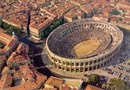 Римский амфитеатр в городе Ним, Франция