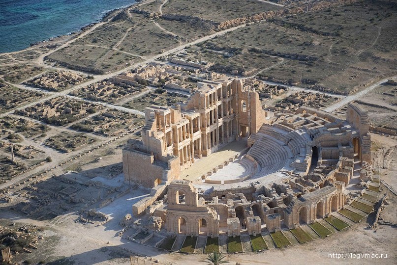 Римский амфитеатр в городе Сабрата, Ливия
