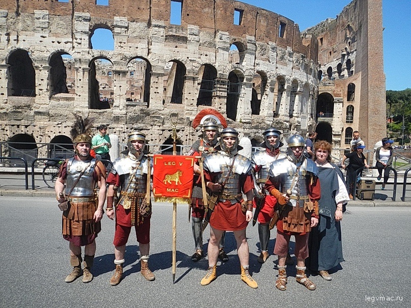 Видео "Римское боевое построение "мурус" / Roman army format...