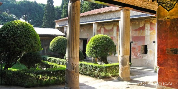 Римский дом. Перистиль (peristyl) и Виридарий (viridarium)