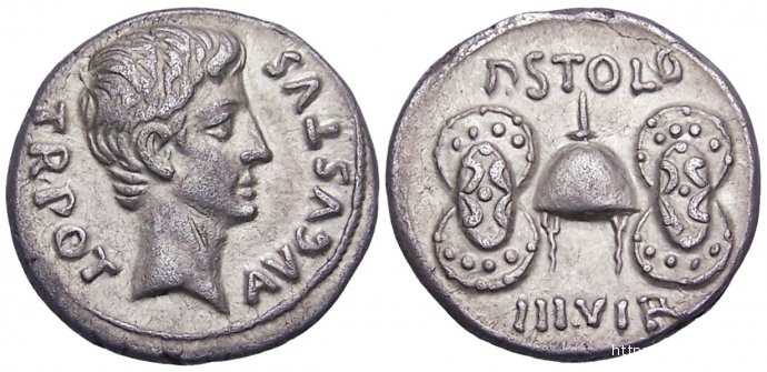 Изображение двух щитов Анкила на денарии Августа.
Augustus AR Denarius. P. Licinius Stolo, moneyer. Rome, 17 BC. AVGVSTVS TR•POT, bare head right / P•STOLO III•VIR, Apex Flaminis between two ancilia.