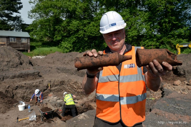 Kevin Mounsey with a Roman water pipe
