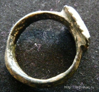 Roman v legion bronze ring