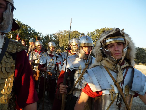 1 30 легиона. Legio v Macedonica. Legio v Macedonica реконструкция 2009. Античная реконструкция в контакте. Легион Свобода России фото.