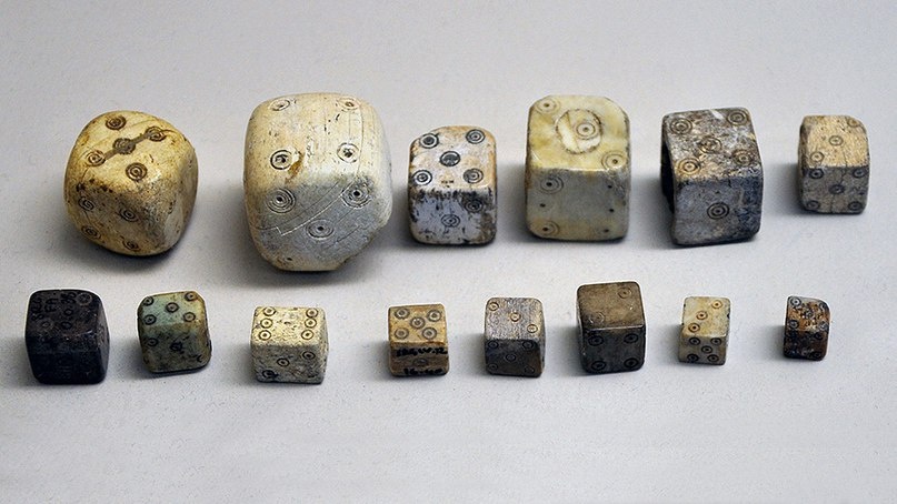 Древнеримские игральные кости. Фото: Vassil / Wikimedia Commons