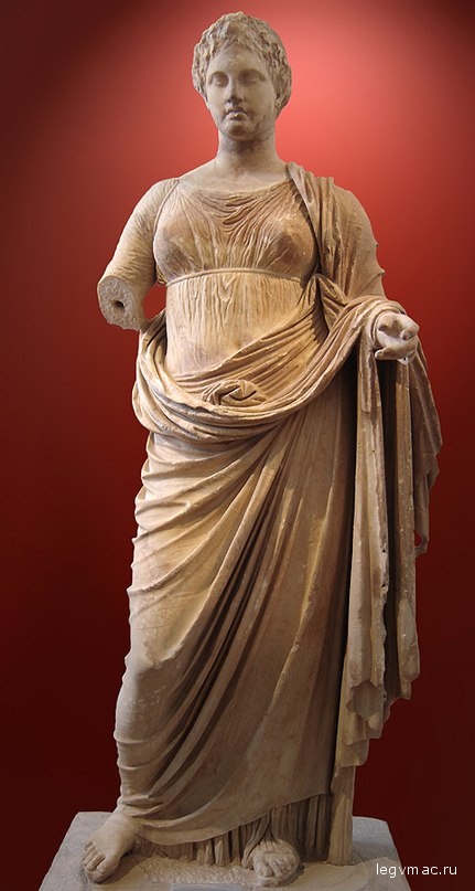 Themis. Marble, c. 300 BC. Found in Rhamnonte, at the temple of Nemesis. Dedicated to Themis by Megacles. National Archaeological Museum of Athens.
